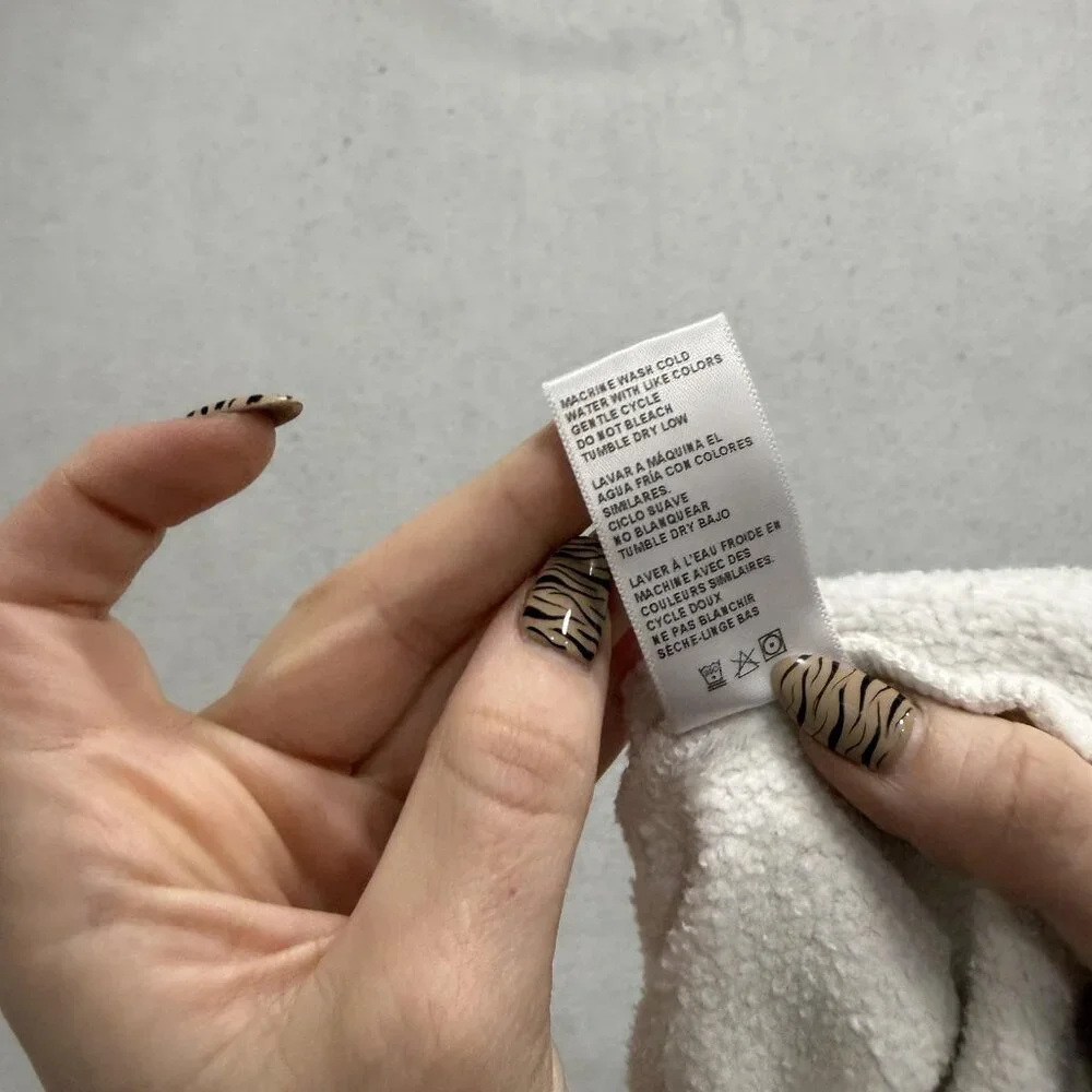 Good American Sweatshirt Womens 2 White Good Mama Graphic Crewneck Pullover - Picture 11 of 12